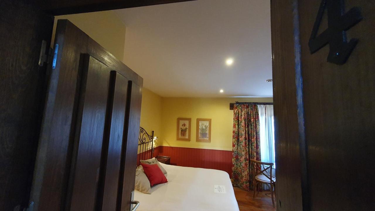 El Rincon De Rascafria Hotel Buitenkant foto